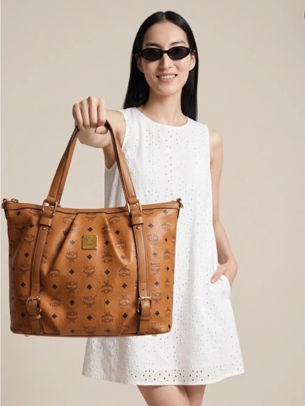 MCM Logo Visetos Pattern Shoulder Hobo Bag Leather Brown Cognac MSRP $1198